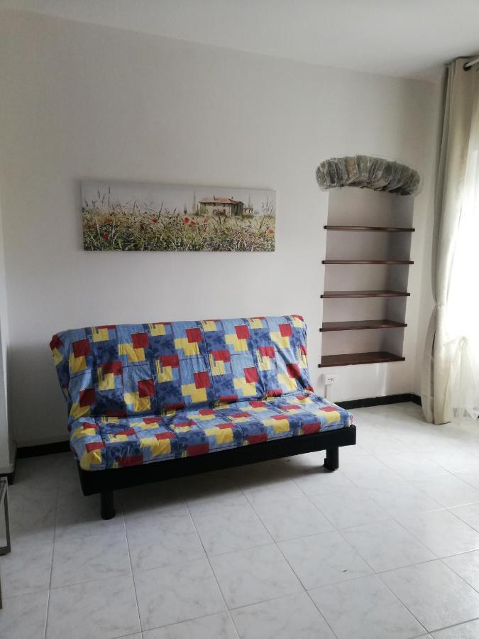 Appartement Monolocale Con Giardino E Parcheggio Privato Citra Zero Zero Ottanta Trentuno Lt 0281 à Imperia Extérieur photo